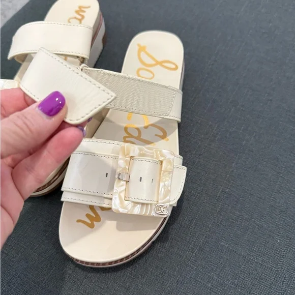 Sam Edelman Adrianna Slide Sandal With Stylish Velcro Staps - Picture 3 of 8